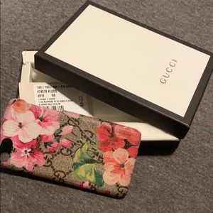 Gucci IPhone 8 case